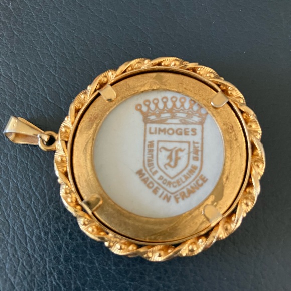 Vintage Limoges France Pendant - Picture 2 of 3